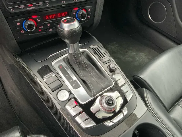 2011 quattro a5 coupé 4.2 fsi rs5 personenauto - afbeelding 29 van  45