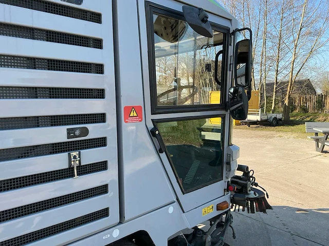 2011 ravo 580 straatveegmachine - afbeelding 16 van  46