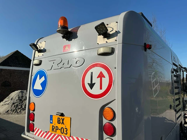2011 ravo 580 straatveegmachine - afbeelding 20 van  46