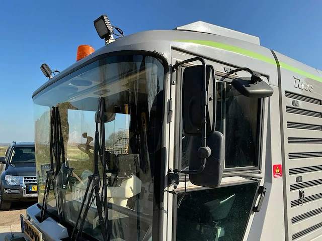 2011 ravo 580 straatveegmachine - afbeelding 27 van  46