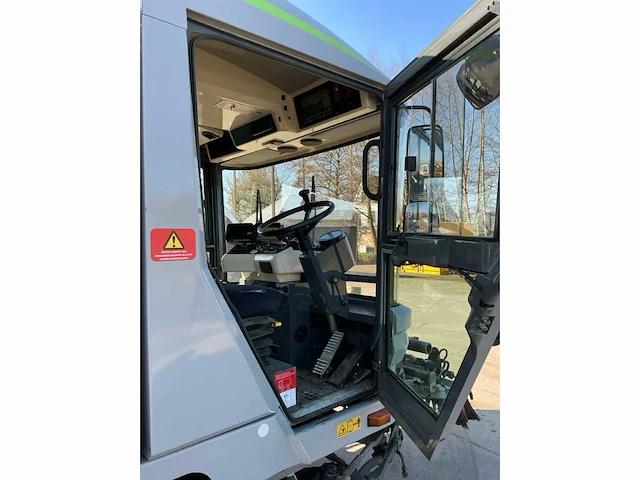 2011 ravo 580 straatveegmachine - afbeelding 29 van  46
