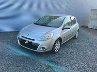 2011 renault clio estate hatchback personenauto - afbeelding 1 van  22