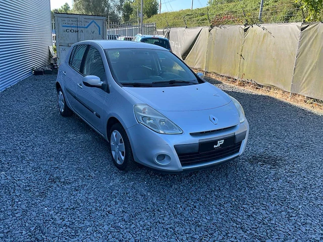2011 renault clio estate hatchback personenauto - afbeelding 21 van  22