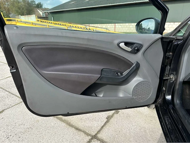 2011 seat ibiza sc personenauto - afbeelding 8 van  34