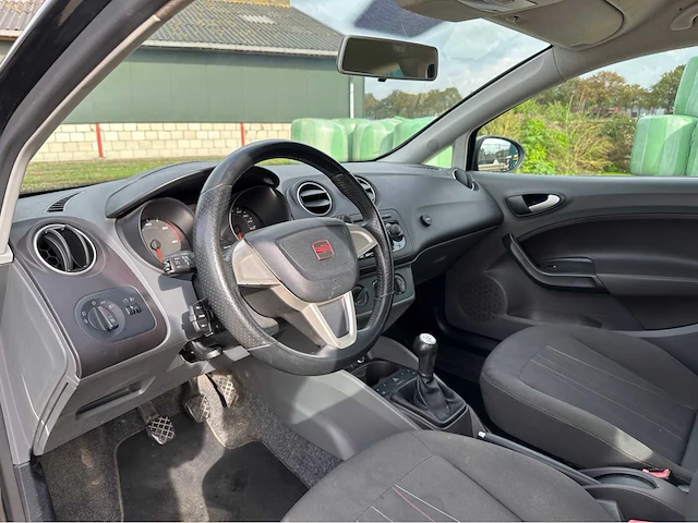 2011 seat ibiza sc personenauto - afbeelding 9 van  34