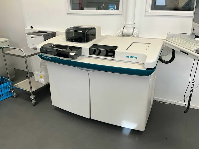 2011 siemens immulite 2000 xpi immunoassay analyse apparaat - afbeelding 12 van  22
