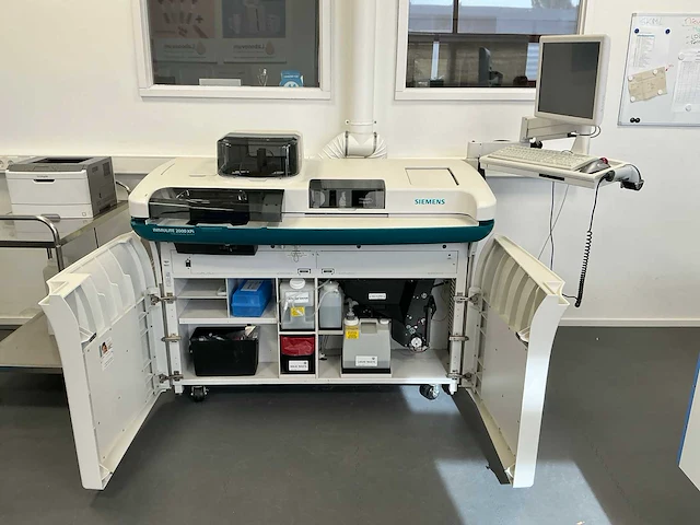 2011 siemens immulite 2000 xpi immunoassay analyse apparaat - afbeelding 16 van  22