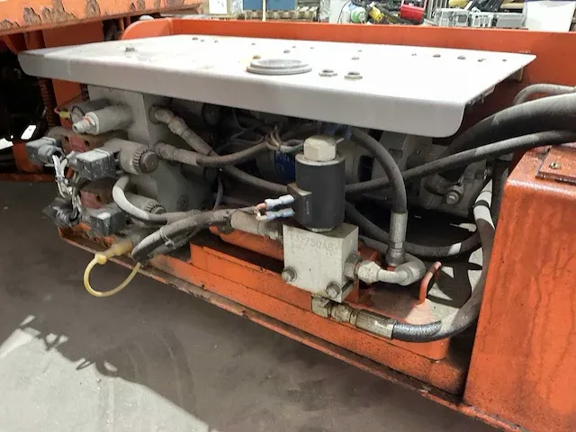 2011 skyjack sjiii-3220 electric schaarlift - afbeelding 8 van  24
