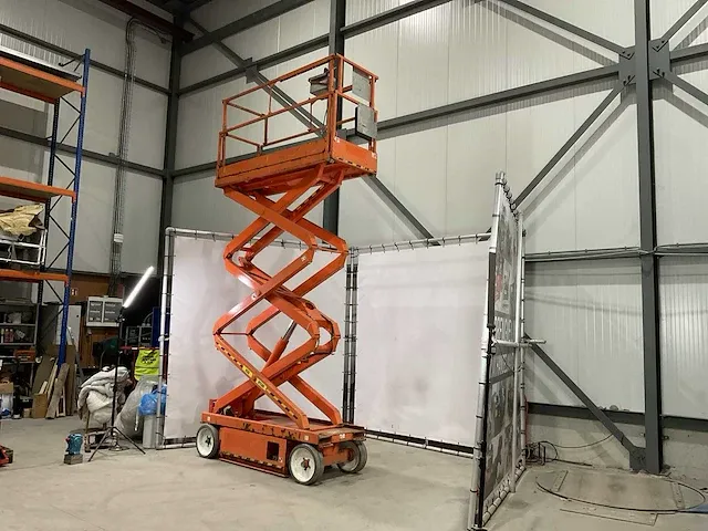 2011 skyjack sjiii-3220 electric schaarlift - afbeelding 1 van  24