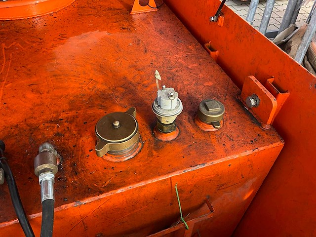 2011 steenbergen cie100 brandstof opslagtank - afbeelding 17 van  17