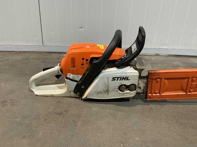 2011 stihl ms 271/c kettingzaag - afbeelding 6 van  7