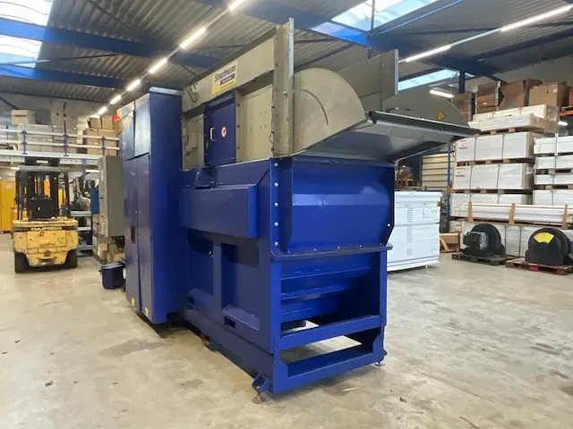 2011 strautmann bale tainer balenpers - afbeelding 3 van  18