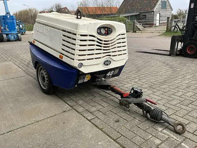 2011 sullair 48k mobiele schroefcompressor - afbeelding 2 van  9
