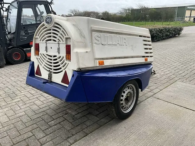 2011 sullair 48k mobiele schroefcompressor - afbeelding 3 van  9