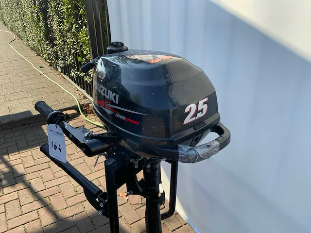 2011 suzuki df 2.5 buitenboordmotor - afbeelding 2 van  6