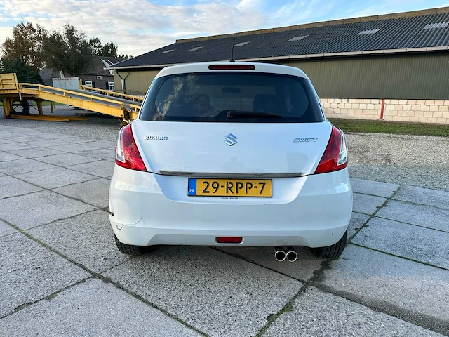 2011 suzuki swift personenauto - afbeelding 33 van  38