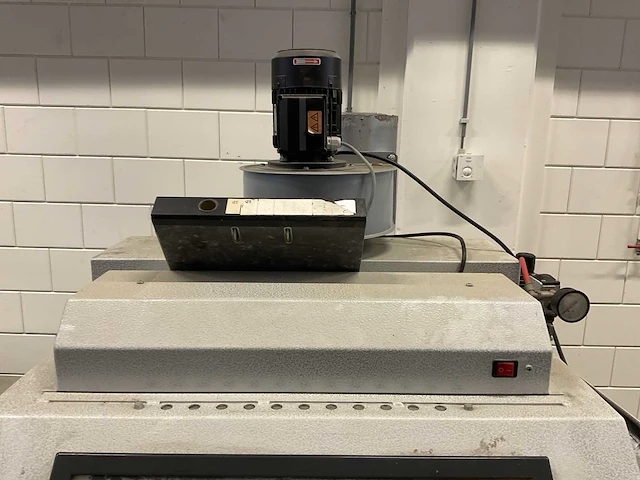 2011 sybrandy s 90-1 vacuüm injectie straalcabine - afbeelding 14 van  17