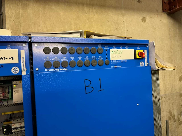 2011 thyssenkrupp gmbh tw130h liftmotor met schakelkast - afbeelding 7 van  19