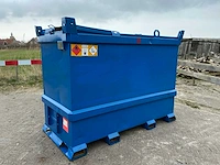 2011 tolsma 3000 liter brandstoftank - afbeelding 1 van  8
