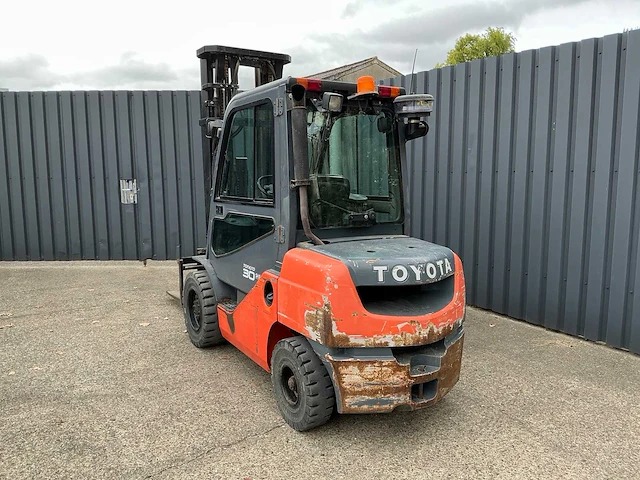 2011 toyota 02-8fdf30 vorkheftruck - afbeelding 26 van  30