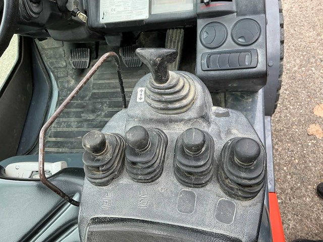 2011 toyota 02-8fdf30 vorkheftruck - afbeelding 16 van  30