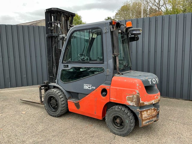 2011 toyota 02-8fdf30 vorkheftruck - afbeelding 25 van  30