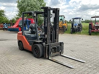 2011 toyota 52-8fdjf35 vorkheftruck - afbeelding 11 van  16