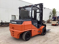 2011 toyota 8fbmht85 vorkheftruck - afbeelding 3 van  15