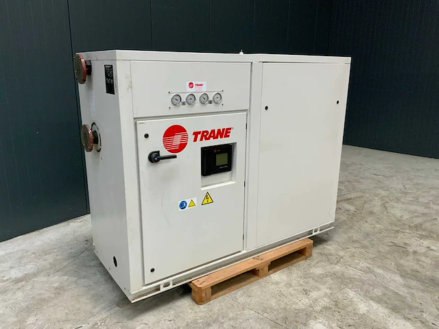 2011 trane ecgwh 250 chiller warmtepomp - afbeelding 1 van  7