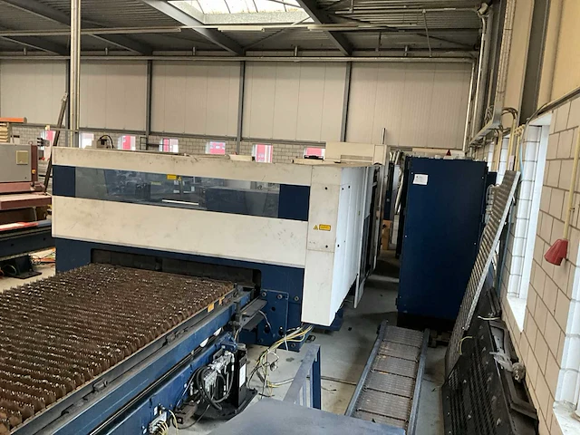 2011 trumpf l16 trulaser 5030 lasersnijmachine - afbeelding 26 van  29