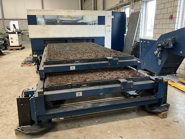 2011 trumpf l16 trulaser 5030 lasersnijmachine - afbeelding 27 van  29