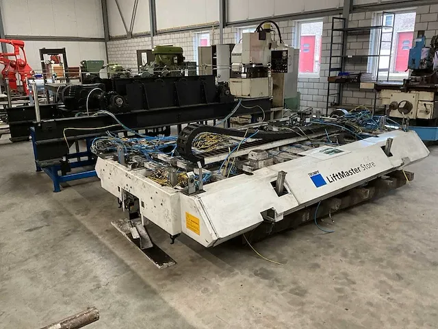 2011 trumpf liftmaster store vacuümlift - afbeelding 1 van  24