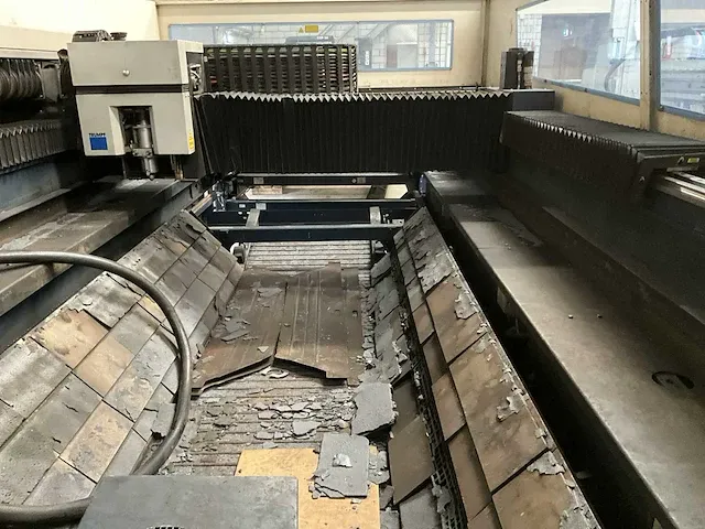 2011 trumpf trulaser 5030 vlakbedlasermachine - afbeelding 6 van  42