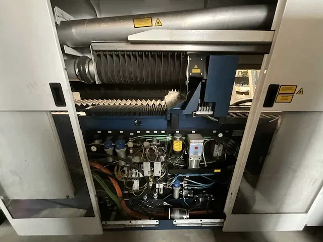 2011 trumpf trulaser 5030 vlakbedlasermachine - afbeelding 18 van  42