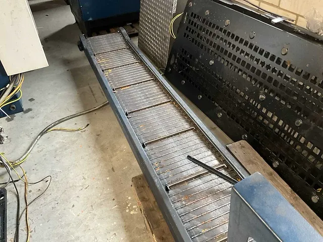 2011 trumpf trulaser 5030 vlakbedlasermachine - afbeelding 21 van  42