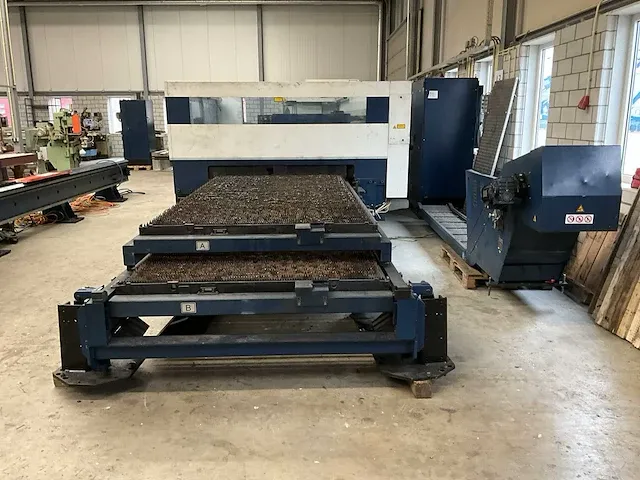 2011 trumpf trulaser 5030 vlakbedlasermachine - afbeelding 34 van  42