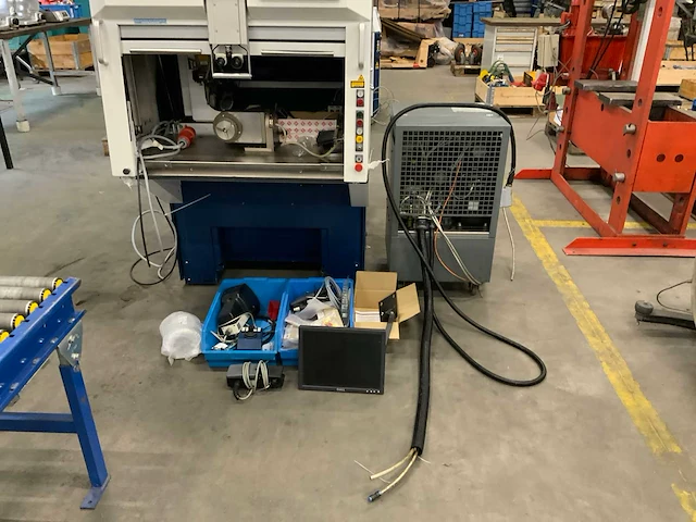 2011 trumpf trulaser station 5004 90-02-01-a10 lasersnijmachine - afbeelding 9 van  11