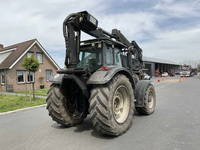 2011 valtra t202 vierwielaangedreven landbouwtractor - afbeelding 43 van  47