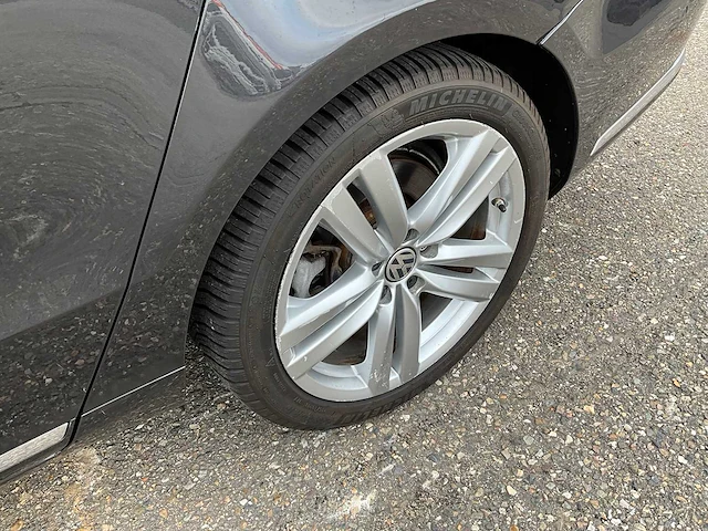 2011 volkswagen passat 3.6 v6 4motion personenauto 300pk - afbeelding 10 van  32