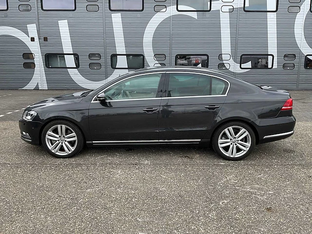 2011 volkswagen passat 3.6 v6 4motion personenauto 300pk - afbeelding 2 van  32