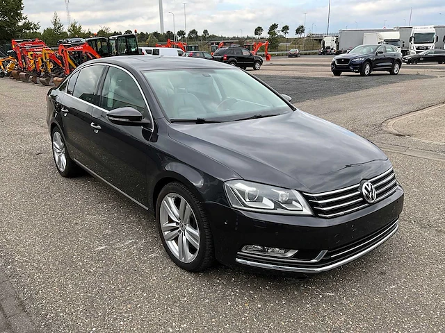 2011 volkswagen passat 3.6 v6 4motion personenauto 300pk - afbeelding 7 van  32