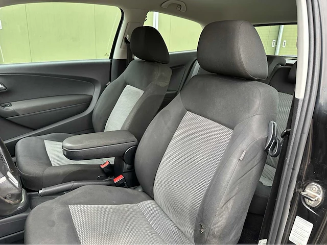 2011 volkswagen polo personenauto - afbeelding 8 van  30