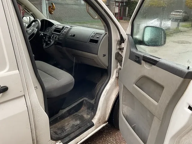 2011 volkswagen transporter bedrijfswagen - afbeelding 10 van  26