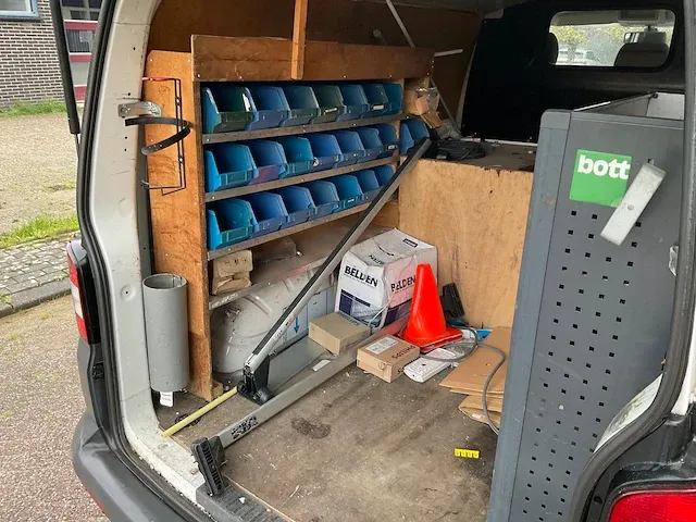 2011 volkswagen transporter bedrijfswagen - afbeelding 18 van  29