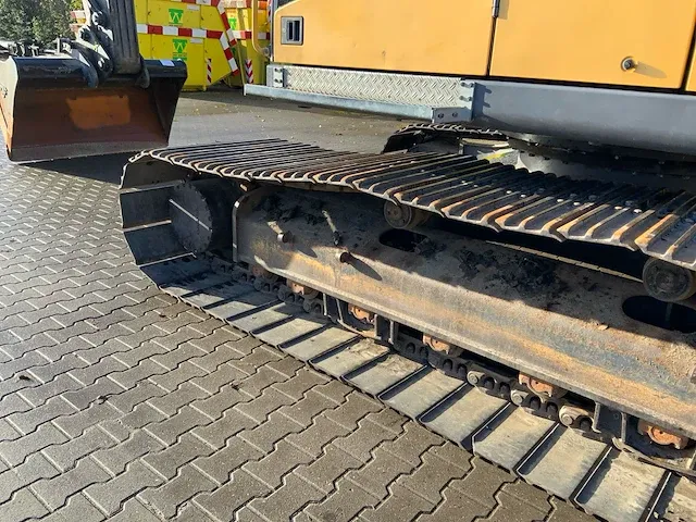 2011 volvo ec210c rupsgraafmachine - afbeelding 41 van  44