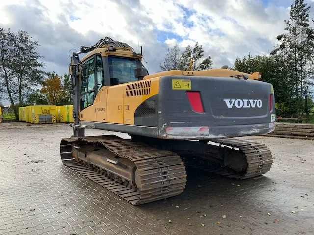 2011 volvo ec240cl rupsgraafmachine - afbeelding 34 van  47