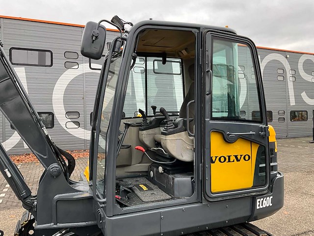 2011 volvo ec60c midigraafmachine - afbeelding 13 van  28