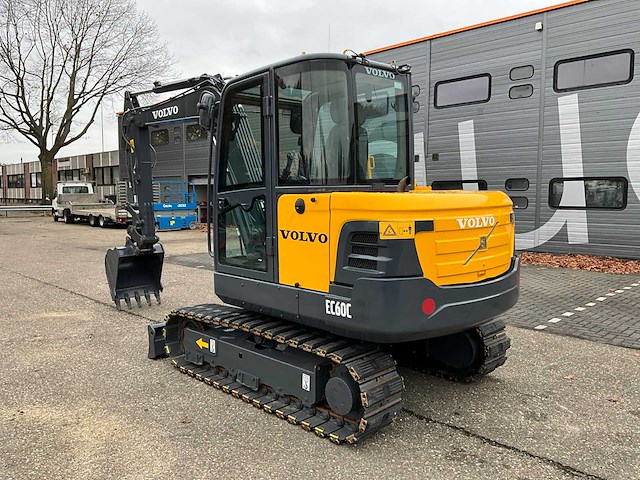 2011 volvo ec60c midigraafmachine - afbeelding 22 van  28