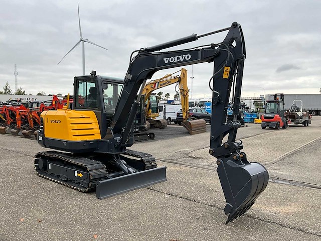 2011 volvo ec60c midigraafmachine - afbeelding 26 van  28
