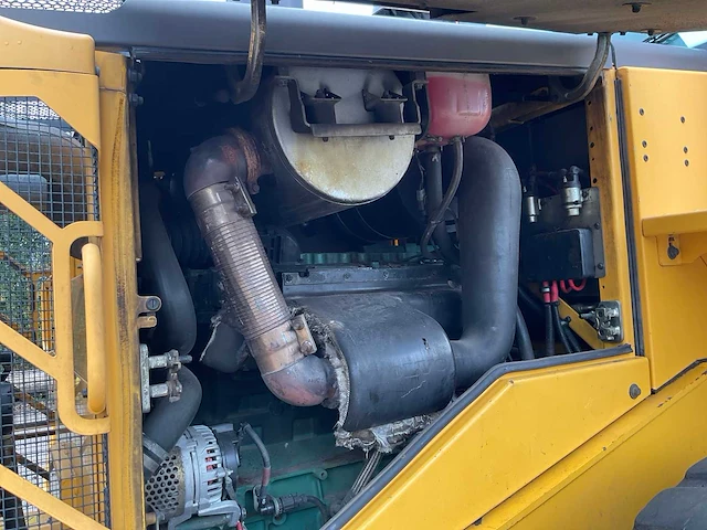 2011 volvo l120f wiellader - afbeelding 10 van  30